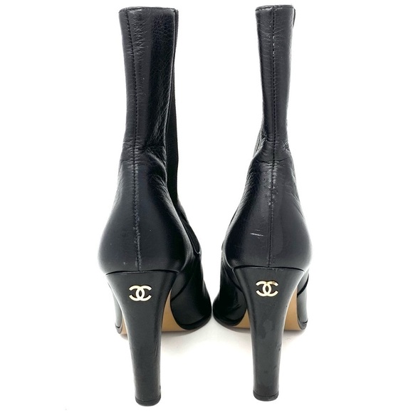 CHANEL CC LOGO SHORT LEATHER BLACK CHELSEA ANKLE BOOTS WITH CHUNKY HEELS SZ 39 - Picture 5 of 12